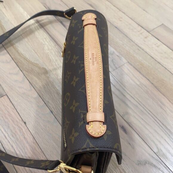 Louis Vuitton Pochette Métis - Picture 3 of 5